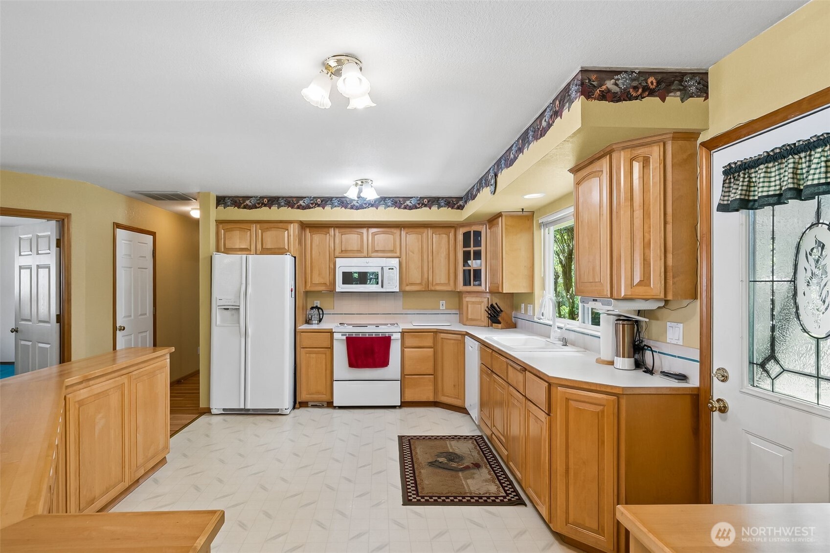 17221 31st Avenue Ct E, Tacoma, WA 98446-1394