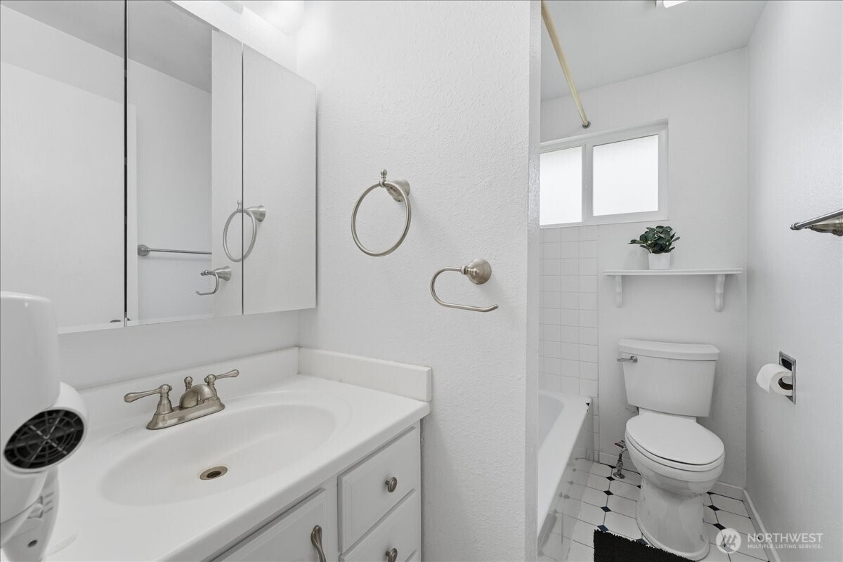 309 W Walnut Street , Waterville, WA 98858