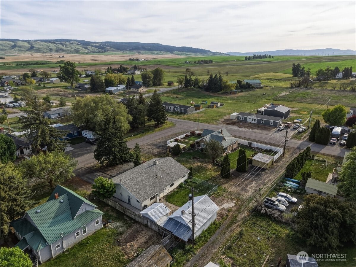 309 W Walnut Street , Waterville, WA 98858