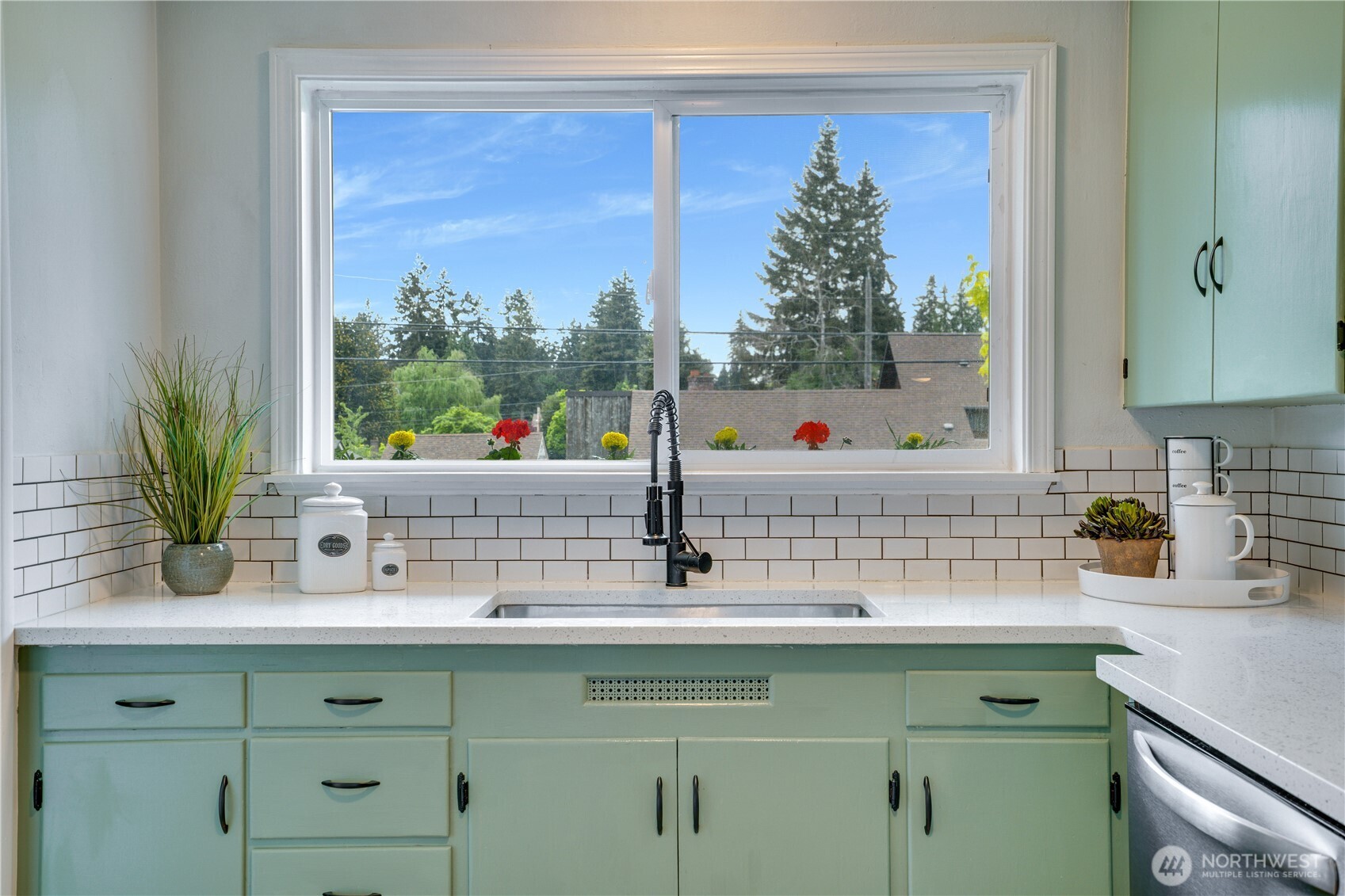 341 Del Monte Avenue , Fircrest, WA 98466