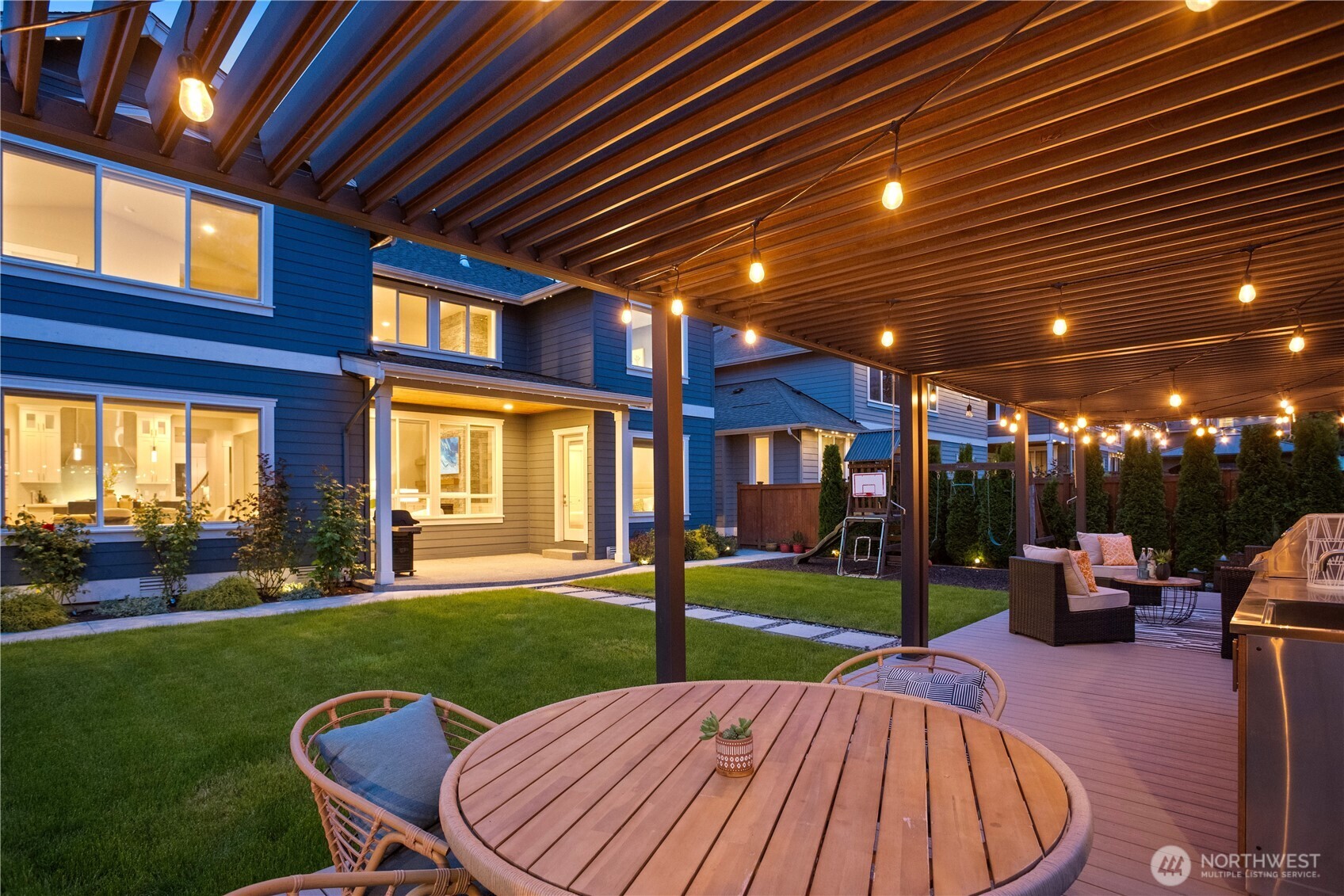 2623 242 Avenue SE, Sammamish, WA 98075