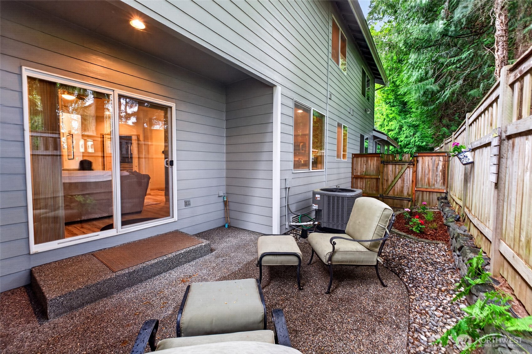 16614 SE 256th Street #E2, Covington, WA 98042