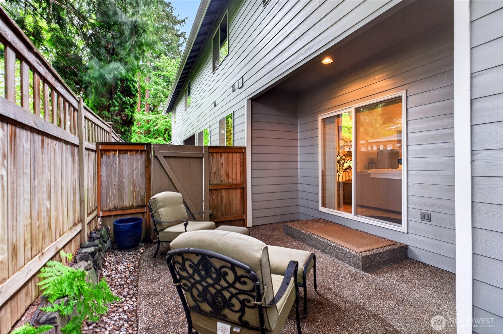 16614 SE 256th Street #E2, Covington, WA 98042