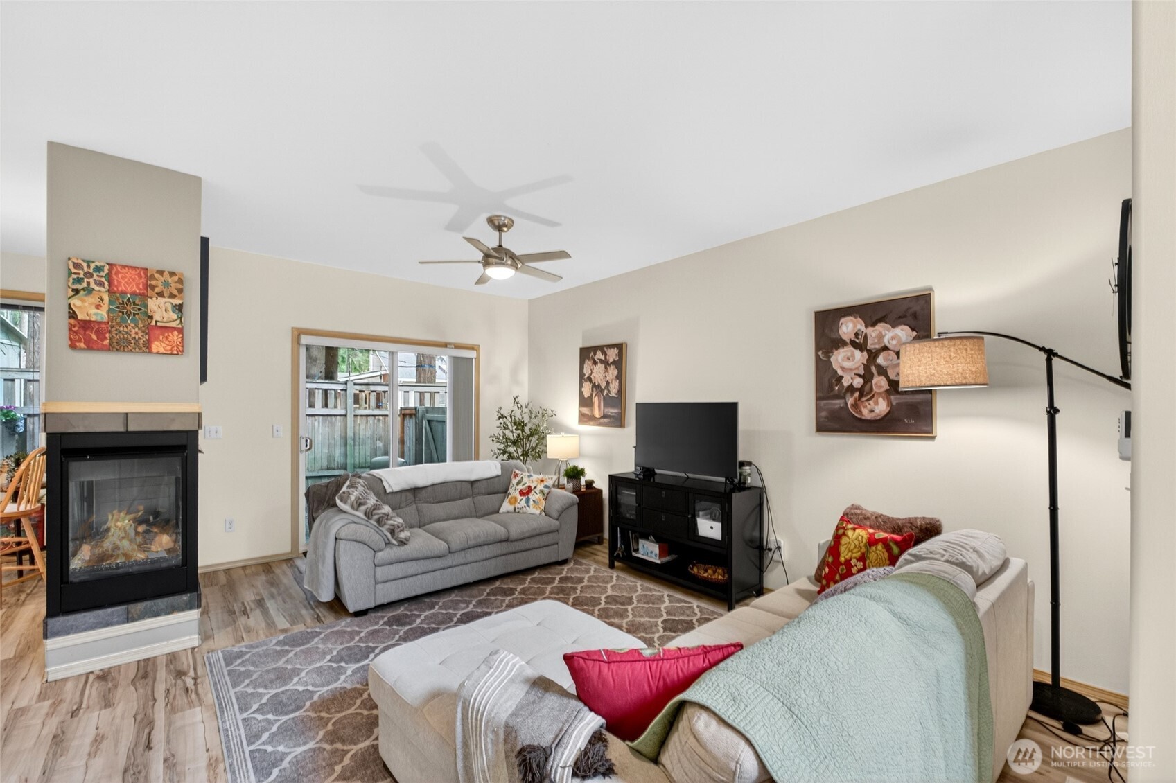 16614 SE 256th Street #E2, Covington, WA 98042