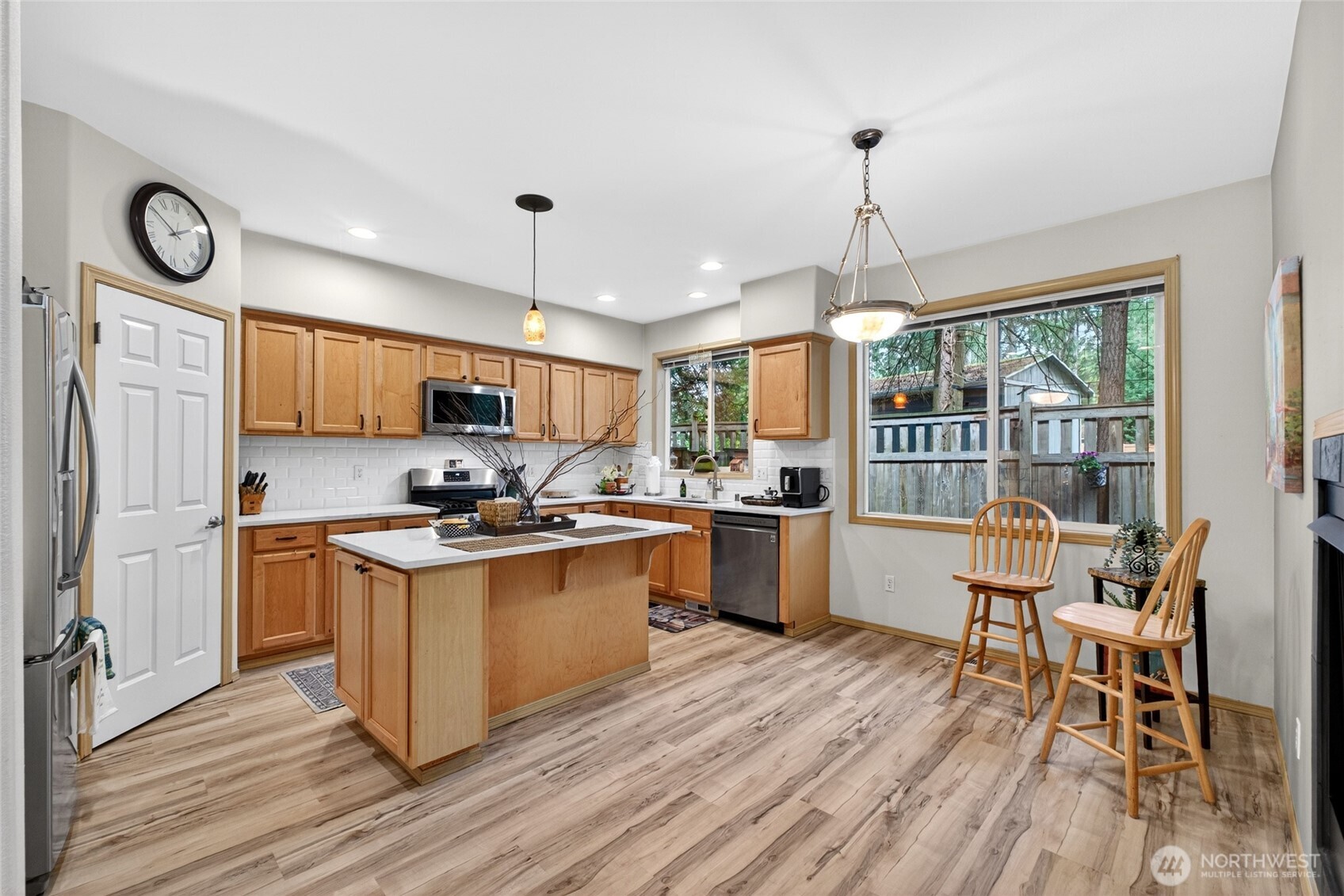 16614 SE 256th Street #E2, Covington, WA 98042