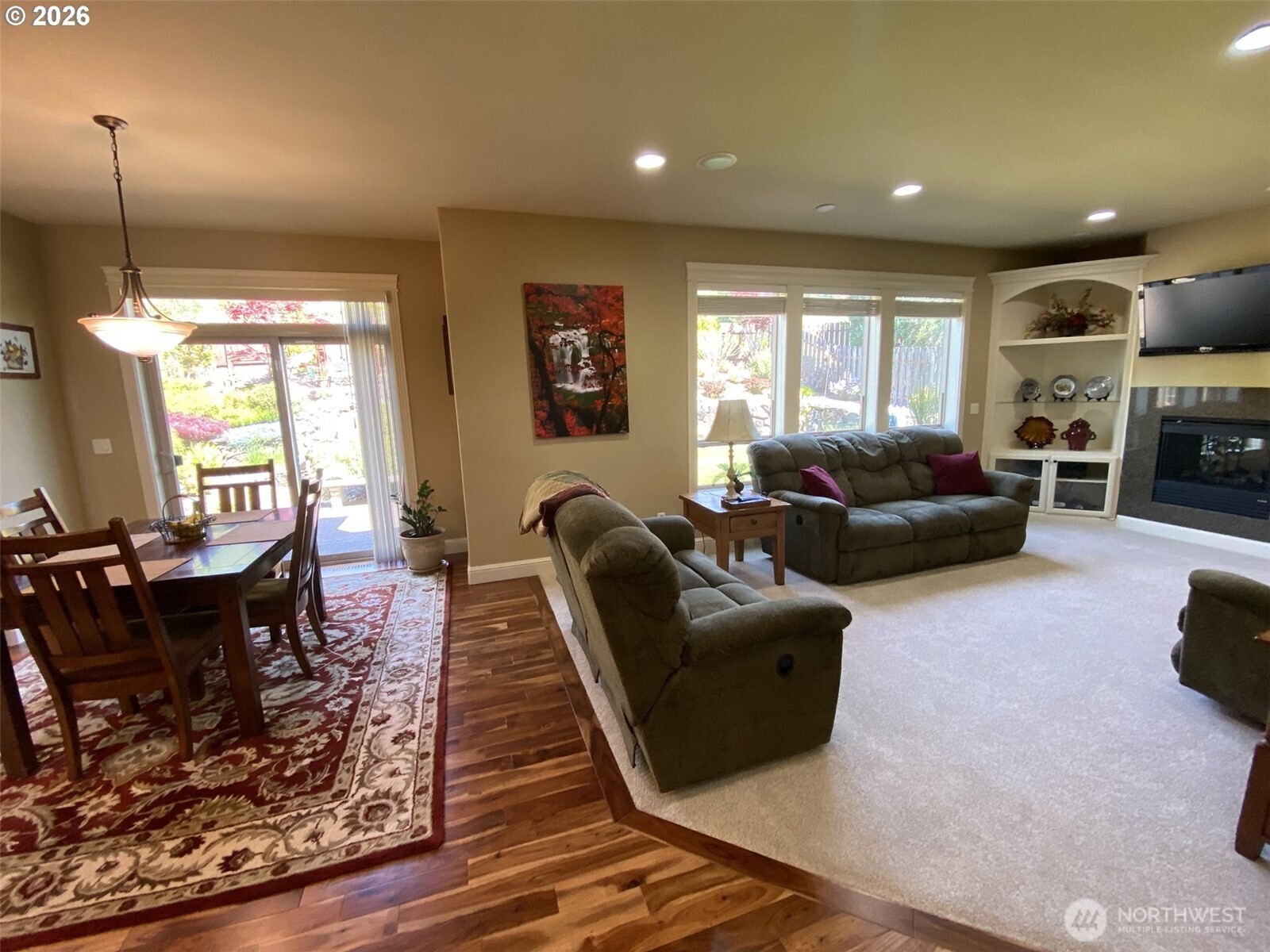 545 E 18 Street , La Center, WA 98629