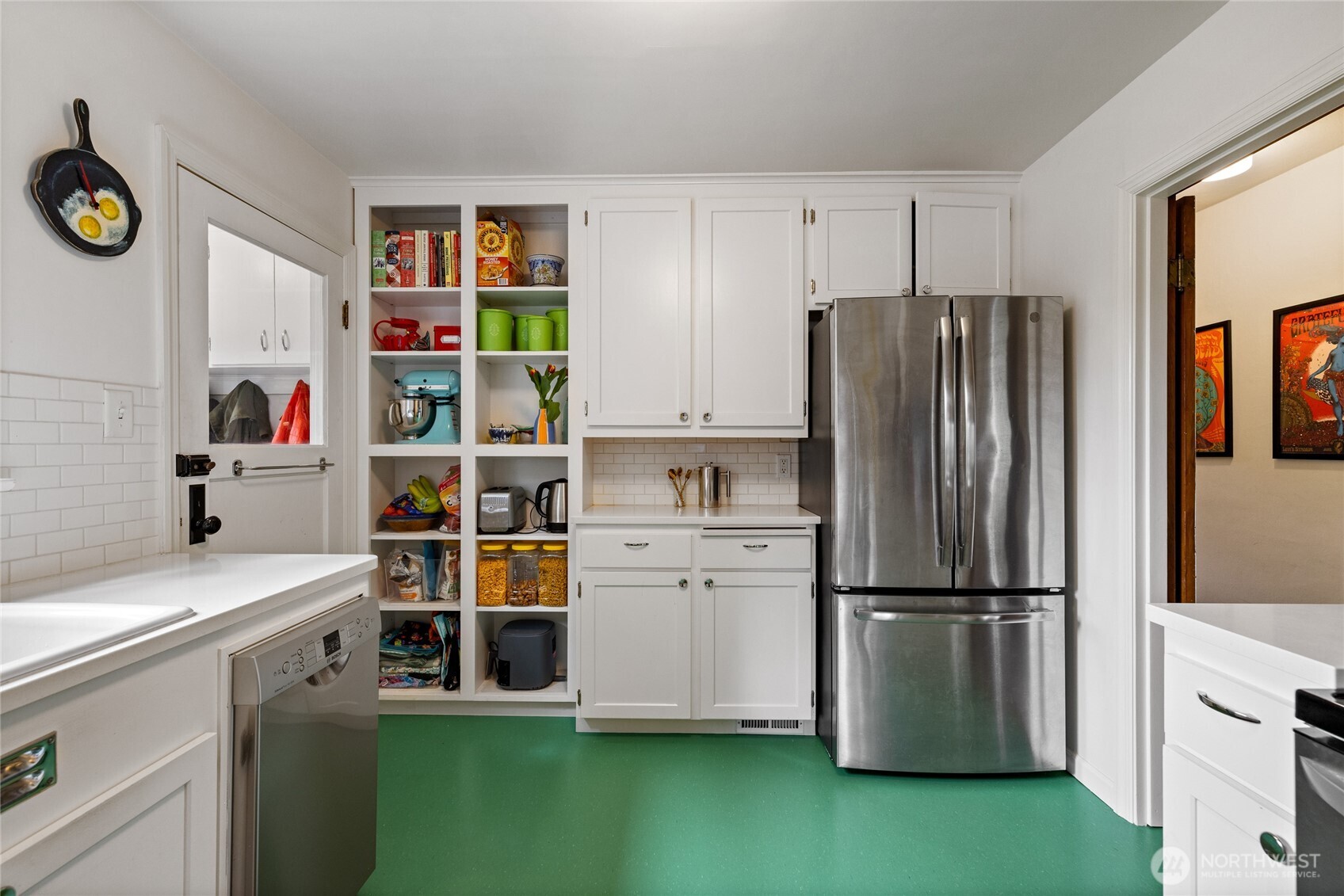 9726 F Street E, Tacoma, WA 98445
