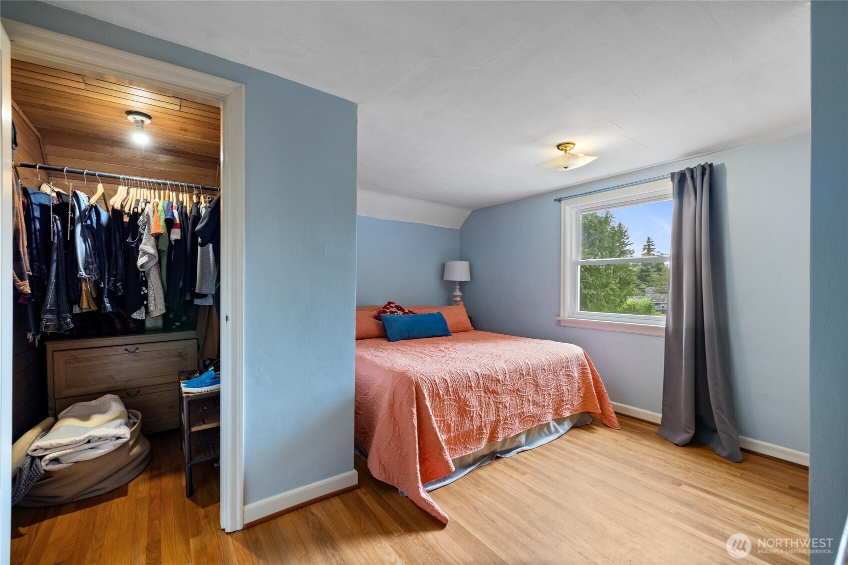 9726 F Street E, Tacoma, WA 98445