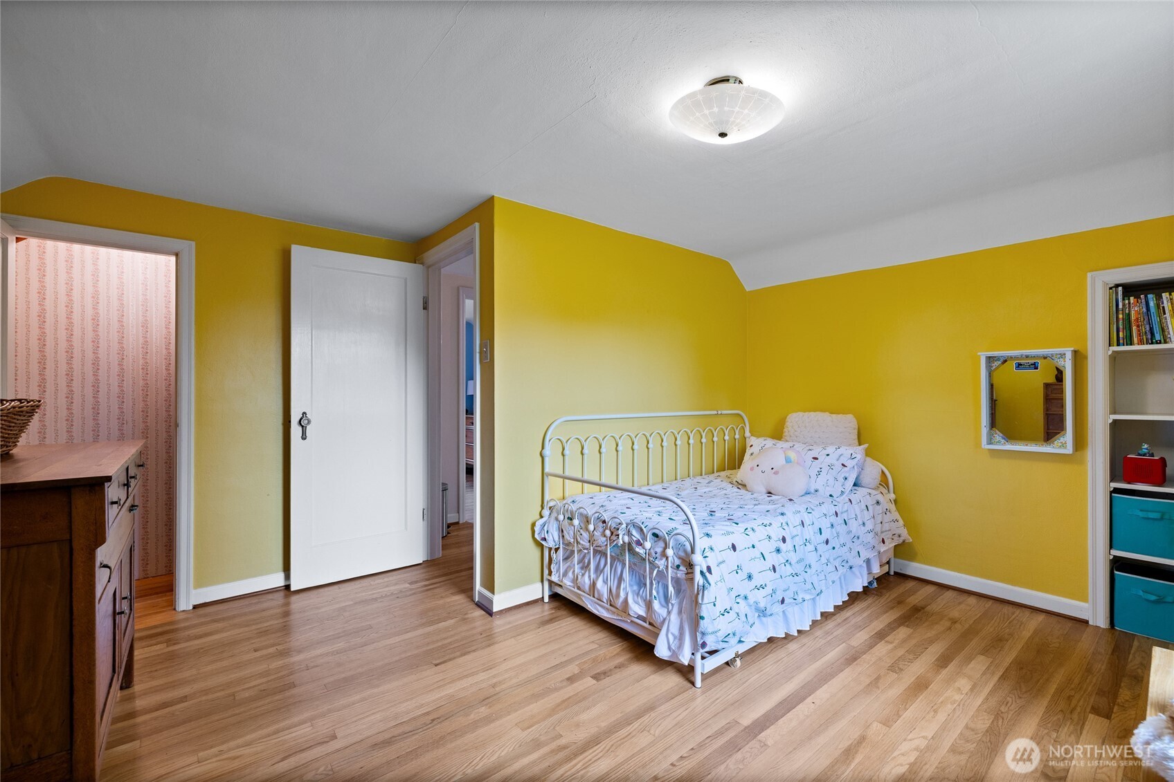 9726 F Street E, Tacoma, WA 98445