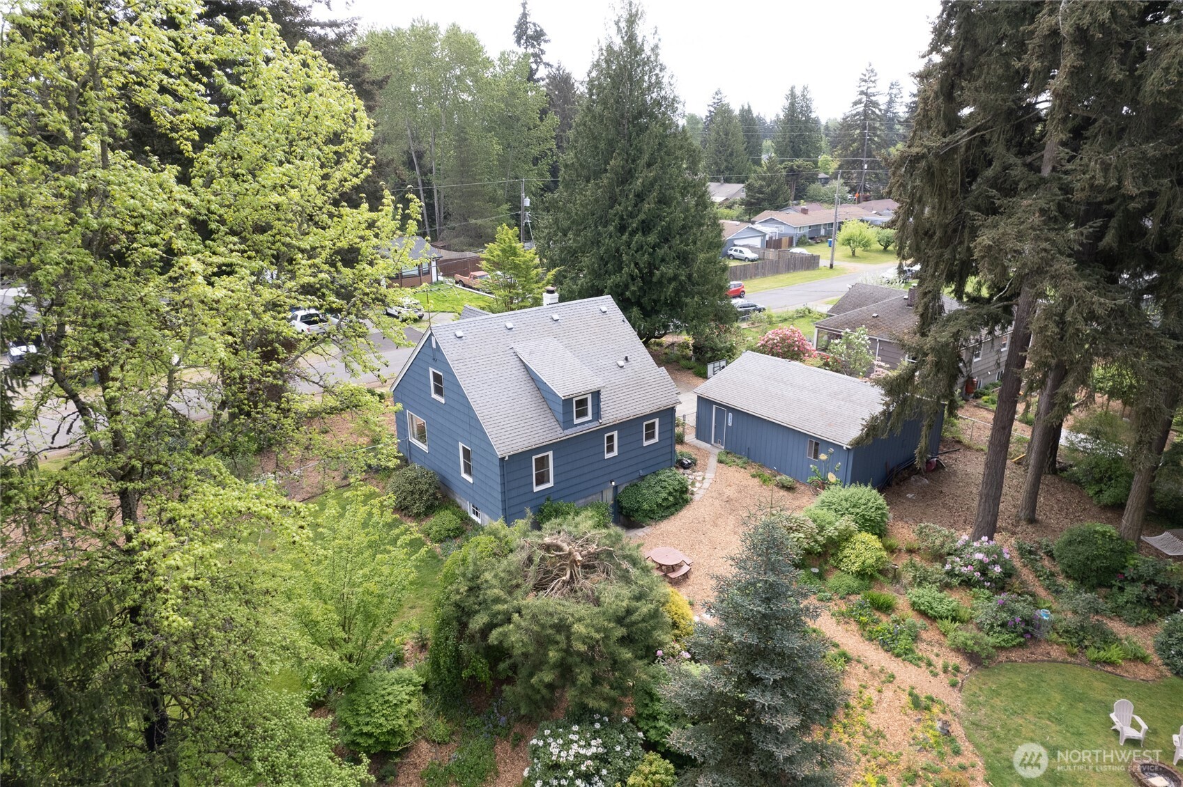 9726 F Street E, Tacoma, WA 98445