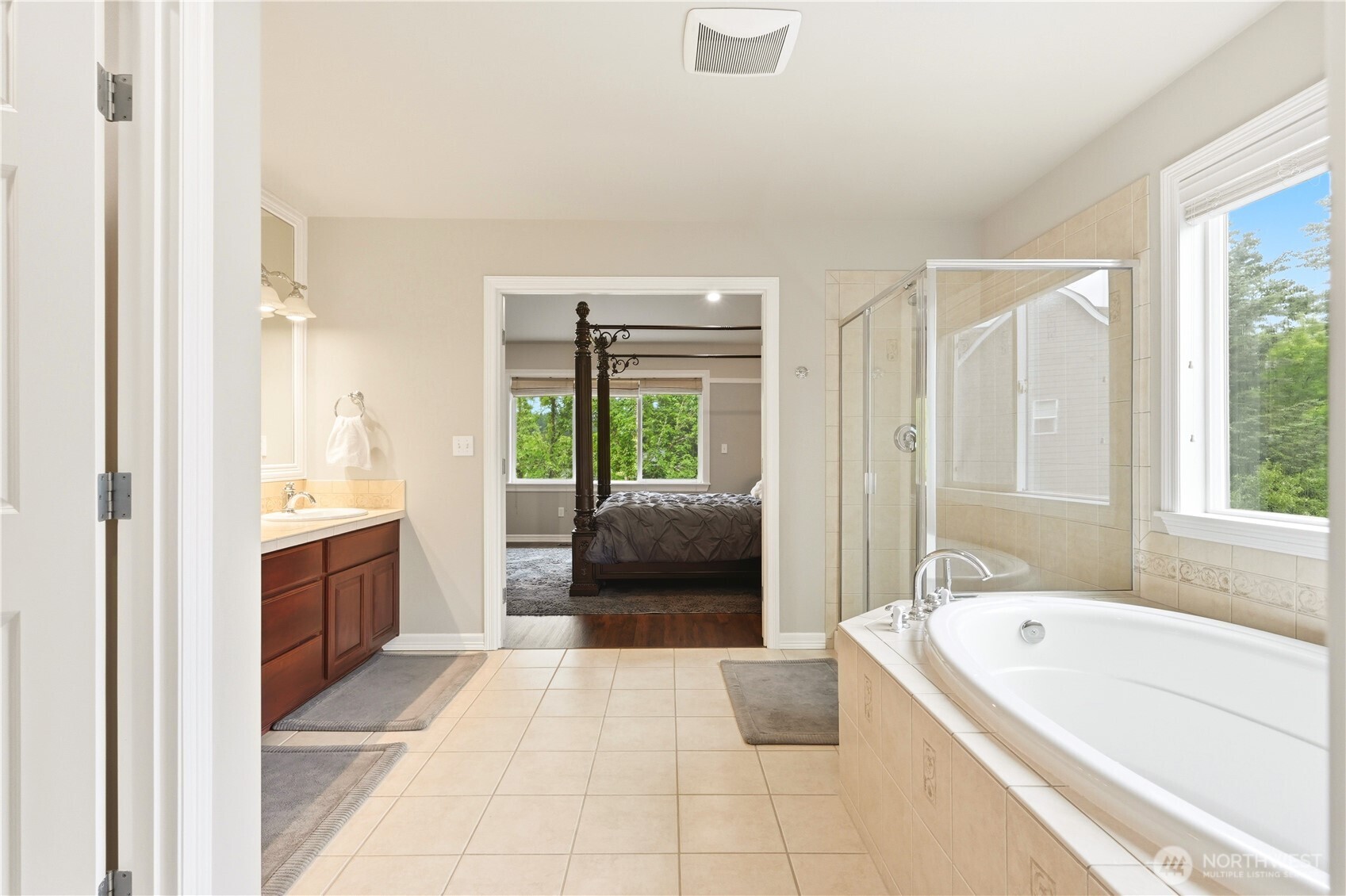 28302 239th Street , Maple Valley, WA 98038