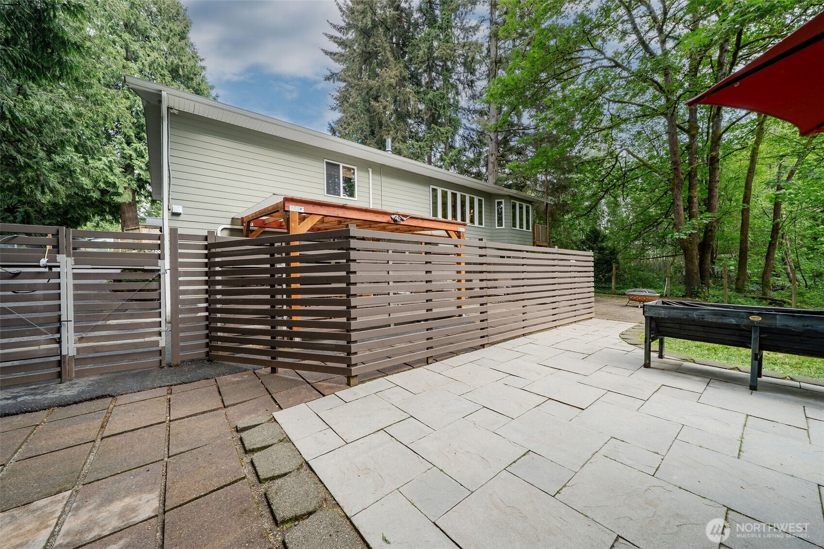 7337 151st Avenue NE, Redmond, WA 98052
