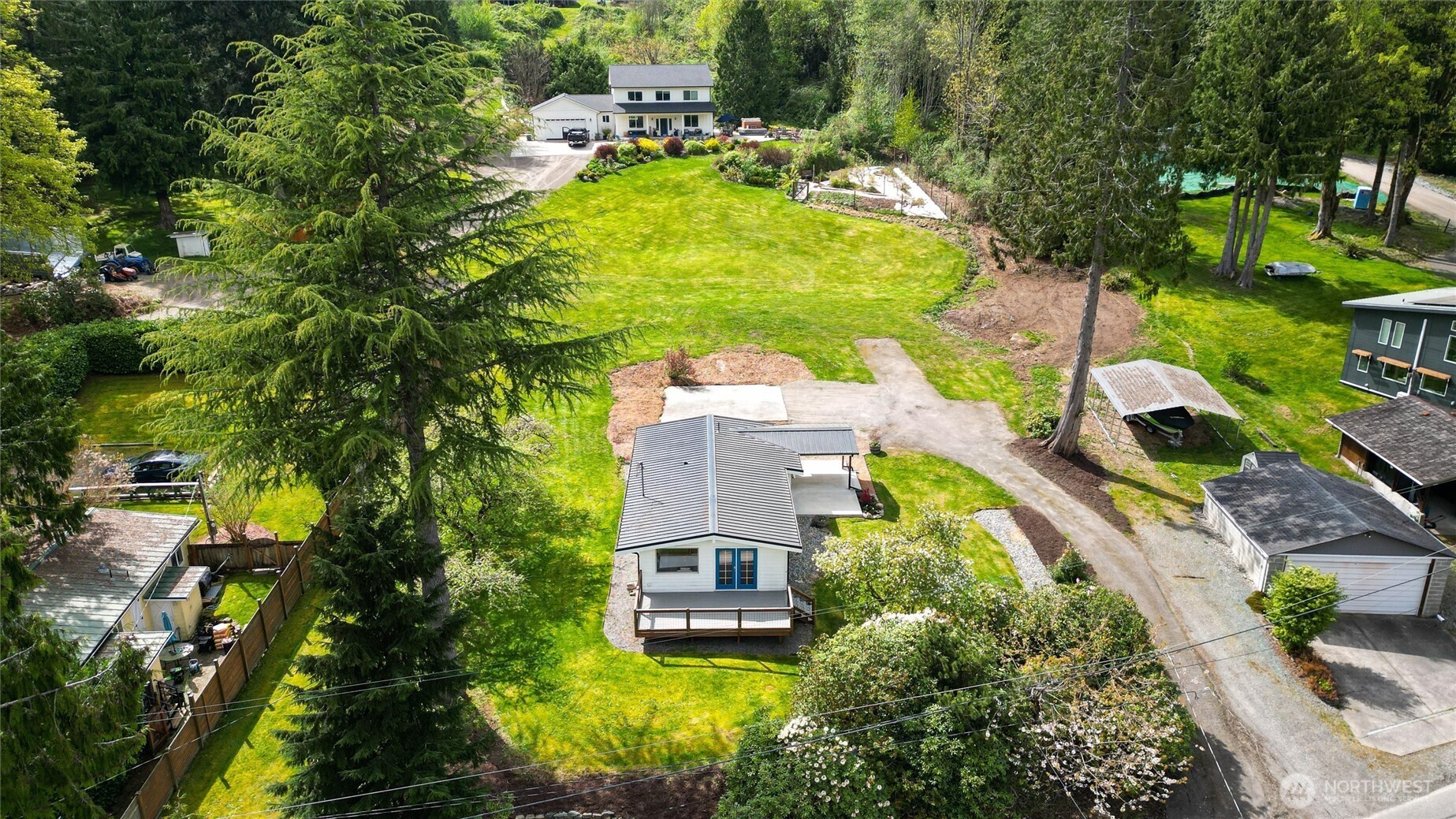 477 W Lake Samish Drive , Bellingham, WA 98229