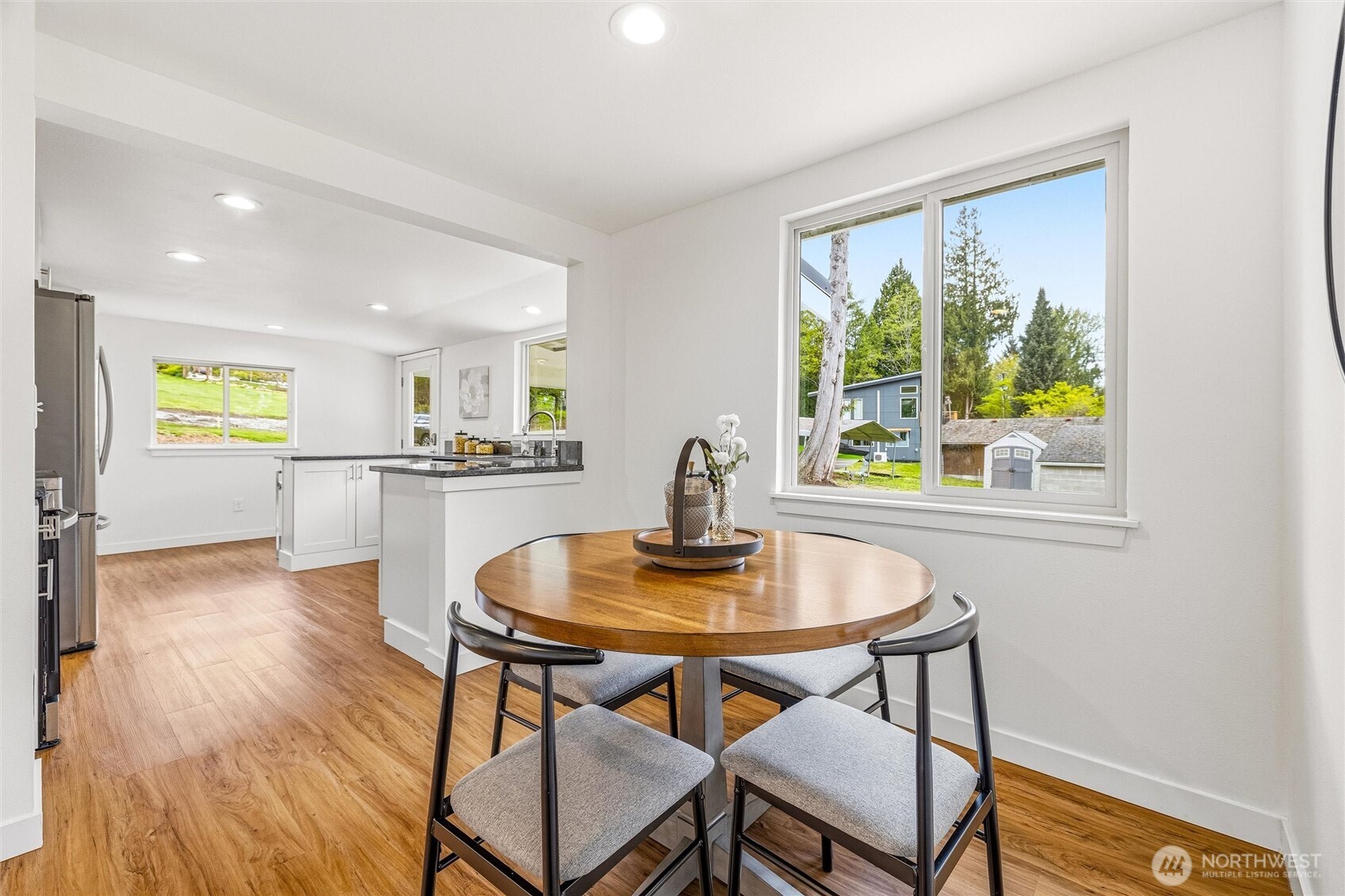 477 W Lake Samish Drive , Bellingham, WA 98229