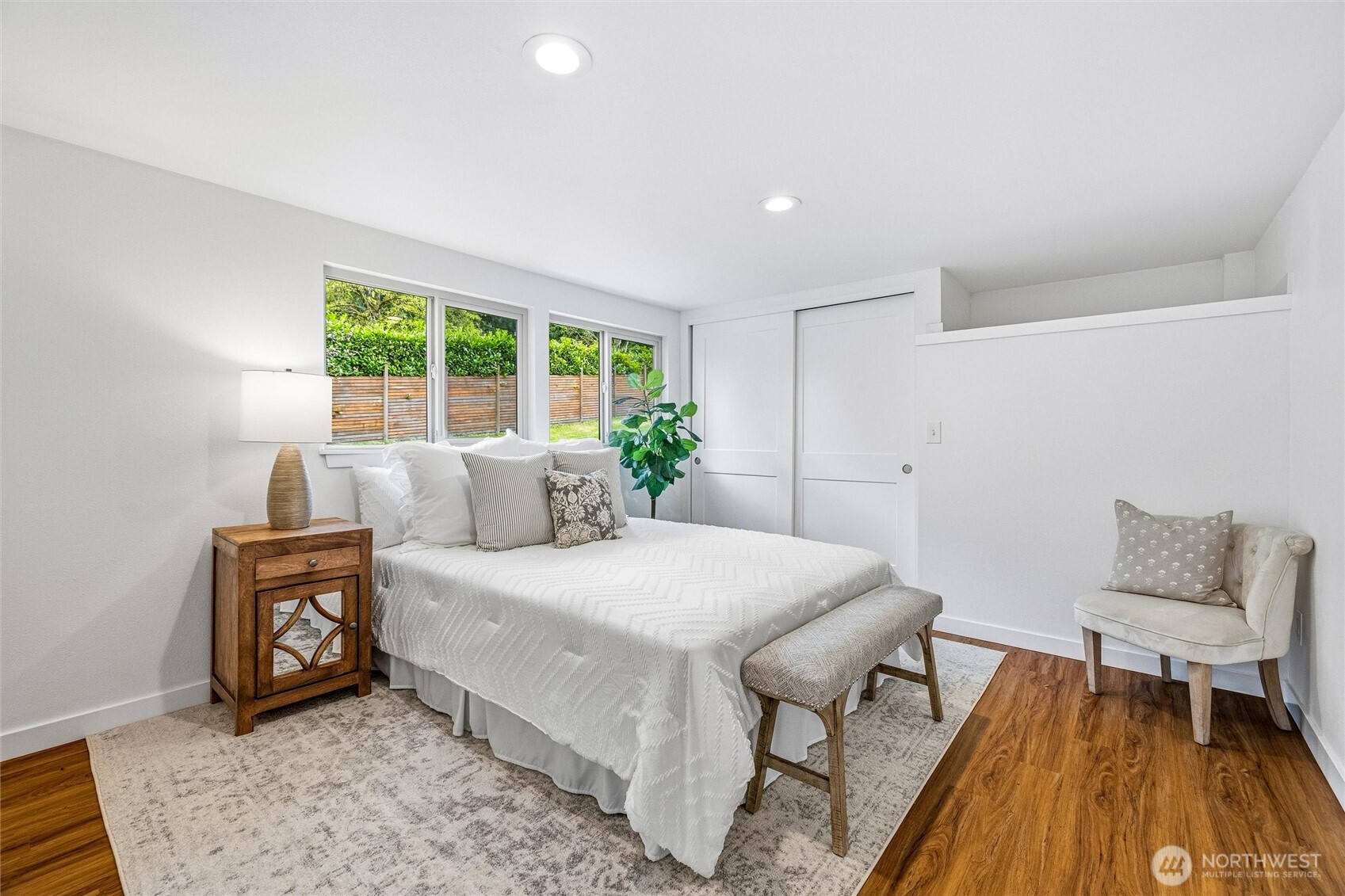 477 W Lake Samish Drive , Bellingham, WA 98229