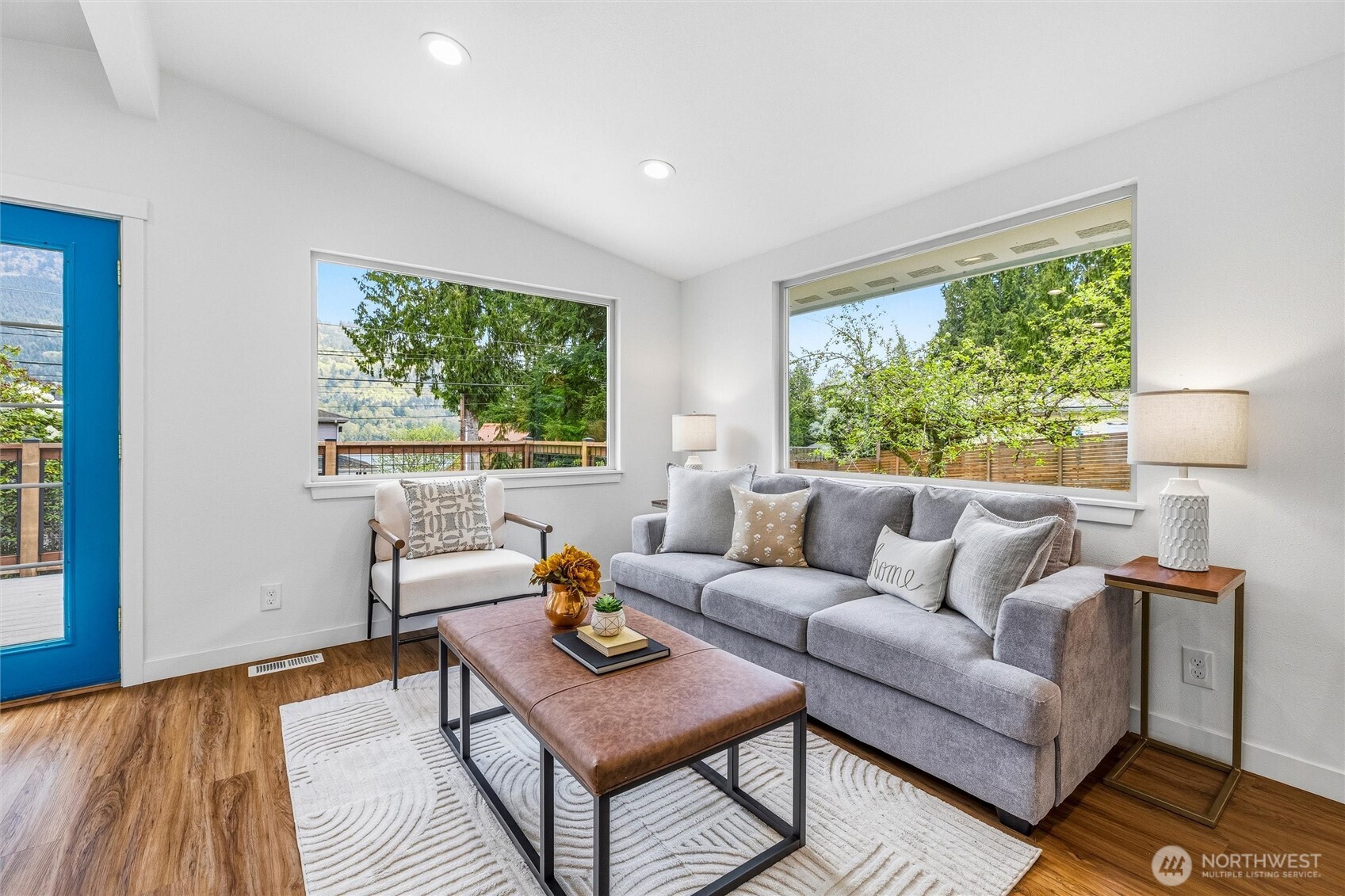 477 W Lake Samish Drive , Bellingham, WA 98229