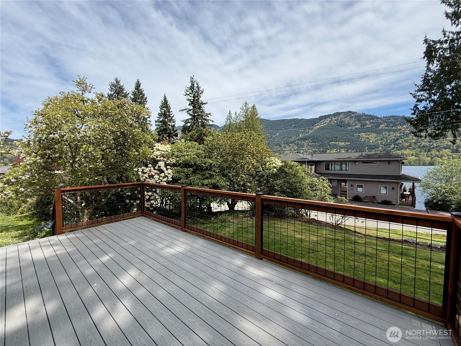 477 W Lake Samish Drive , Bellingham, WA 98229