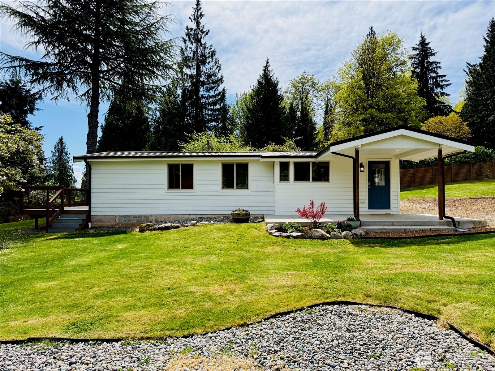 477 W Lake Samish Drive , Bellingham, WA 98229