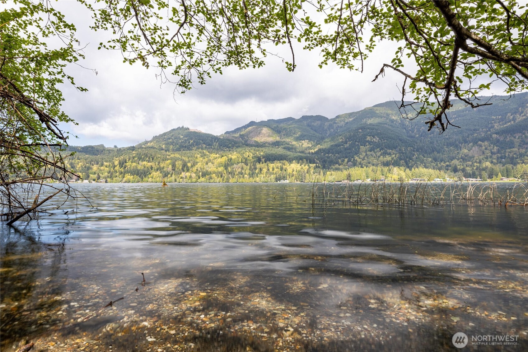 477 W Lake Samish Drive , Bellingham, WA 98229