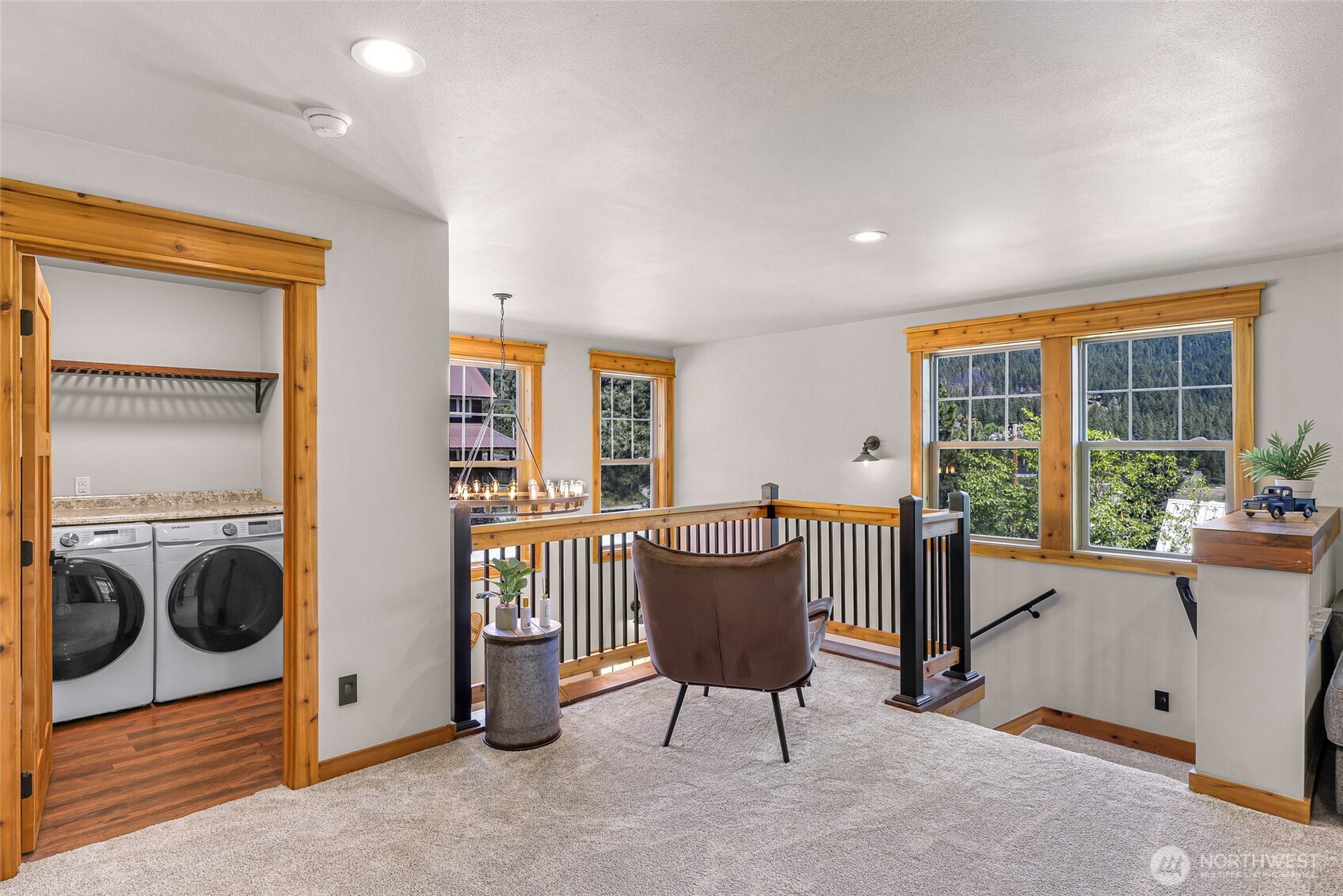 306 W Montana Avenue , Roslyn, WA 98941