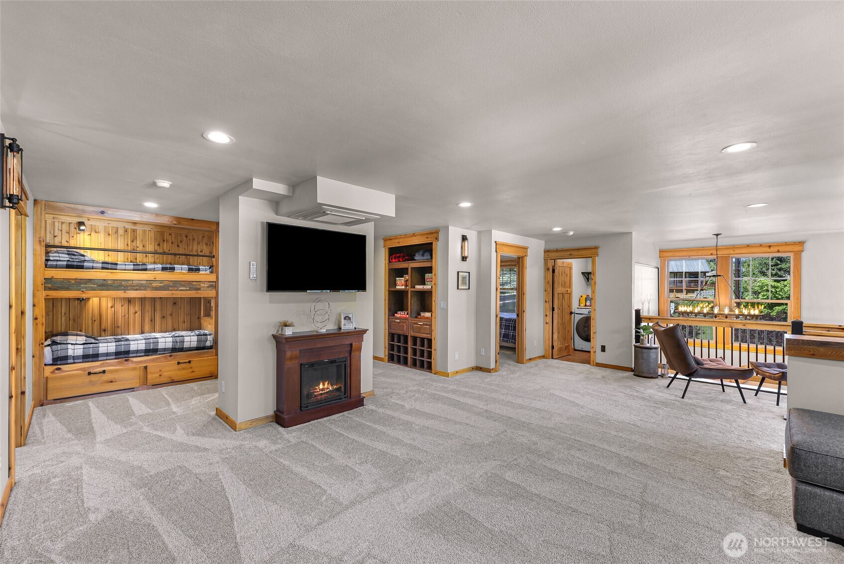 306 W Montana Avenue , Roslyn, WA 98941