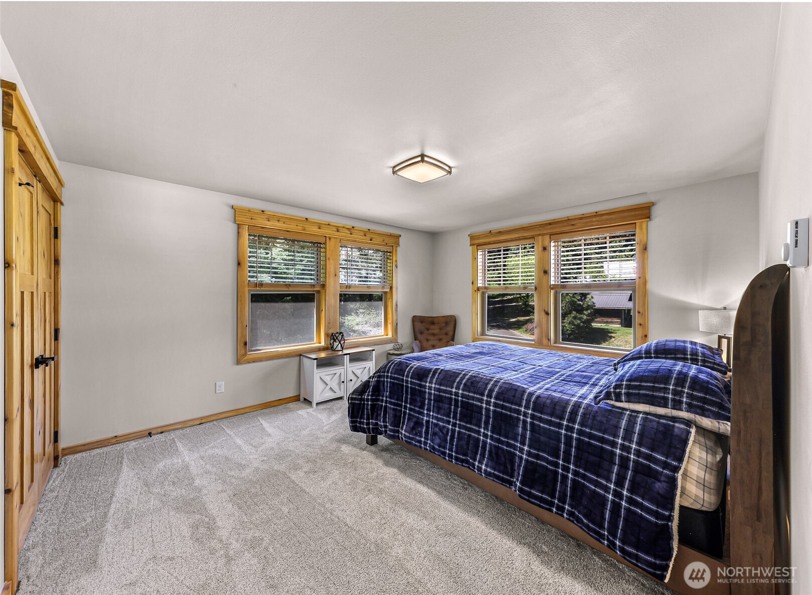 306 W Montana Avenue , Roslyn, WA 98941
