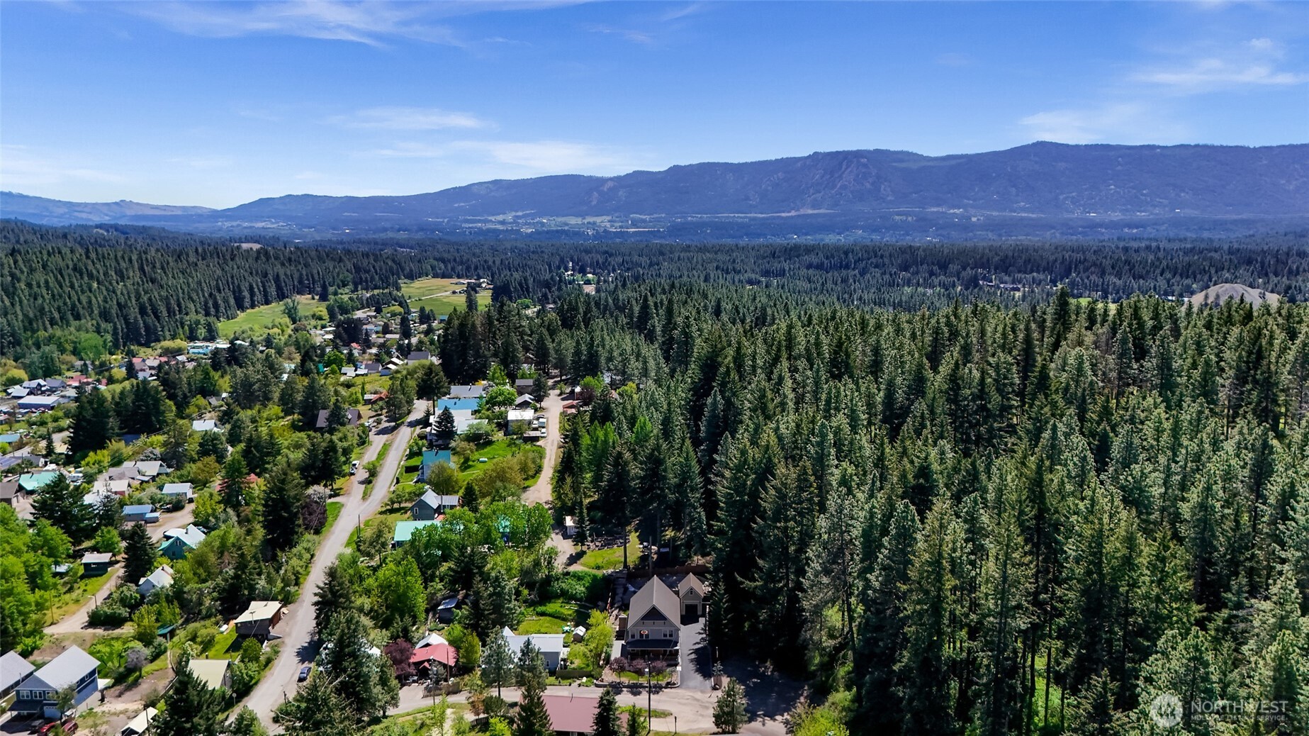 306 W Montana Avenue , Roslyn, WA 98941