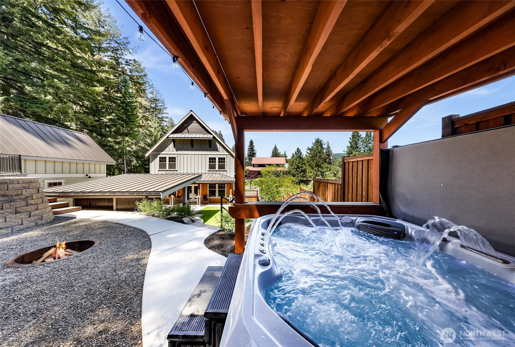 306 W Montana Avenue , Roslyn, WA 98941