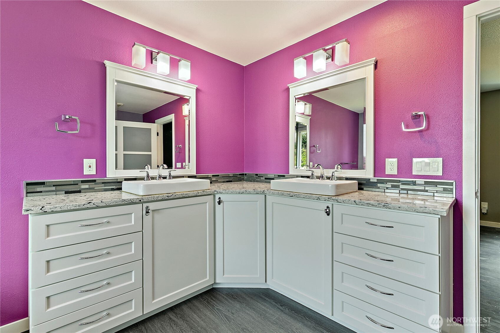 3601 70th Avenue W, University Place, WA 98466