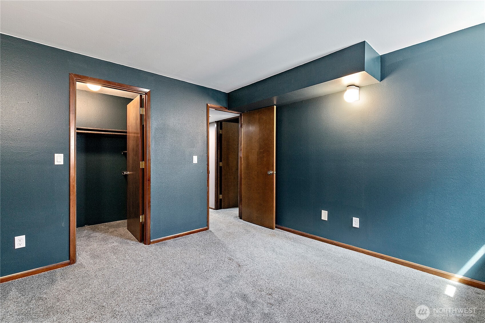 3601 70th Avenue W, University Place, WA 98466
