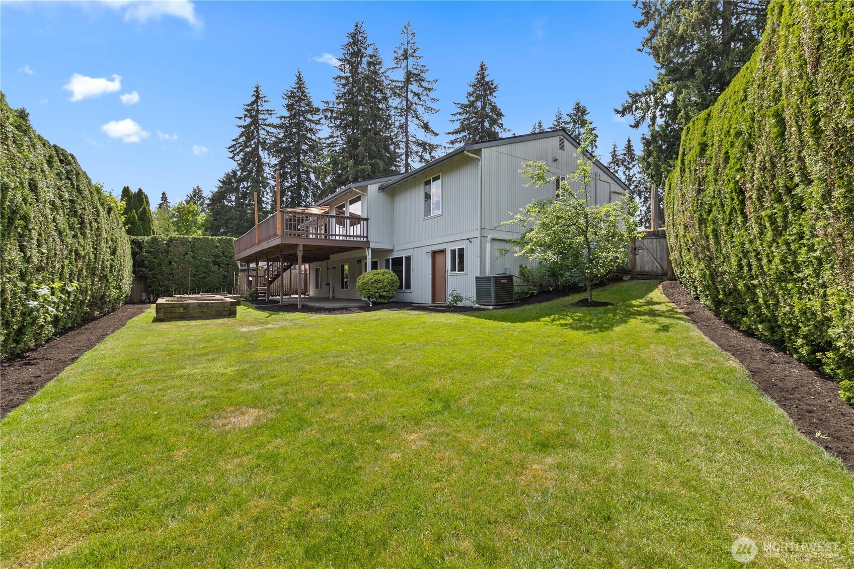 3601 70th Avenue W, University Place, WA 98466