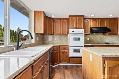 3601 70th Avenue W, University Place, WA 98466 - Photo 6