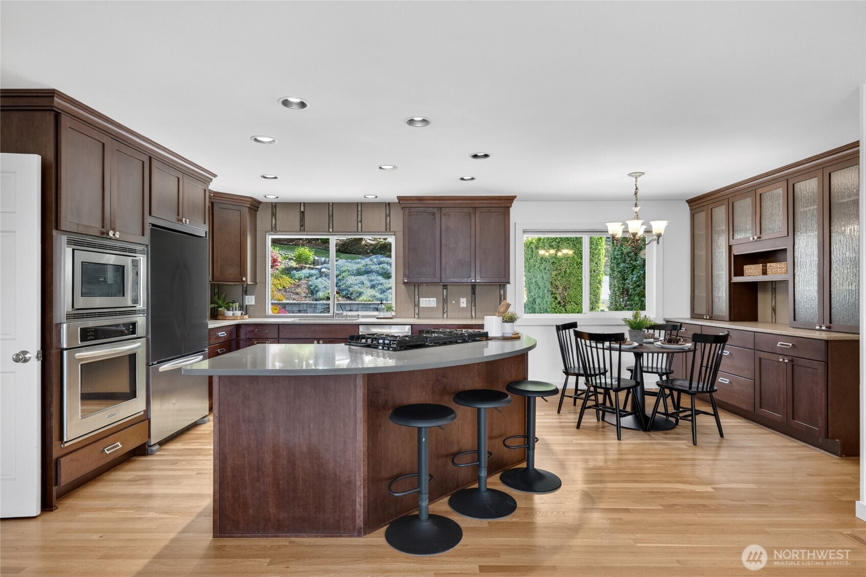 418 Briar Road , Bellingham, WA 98225