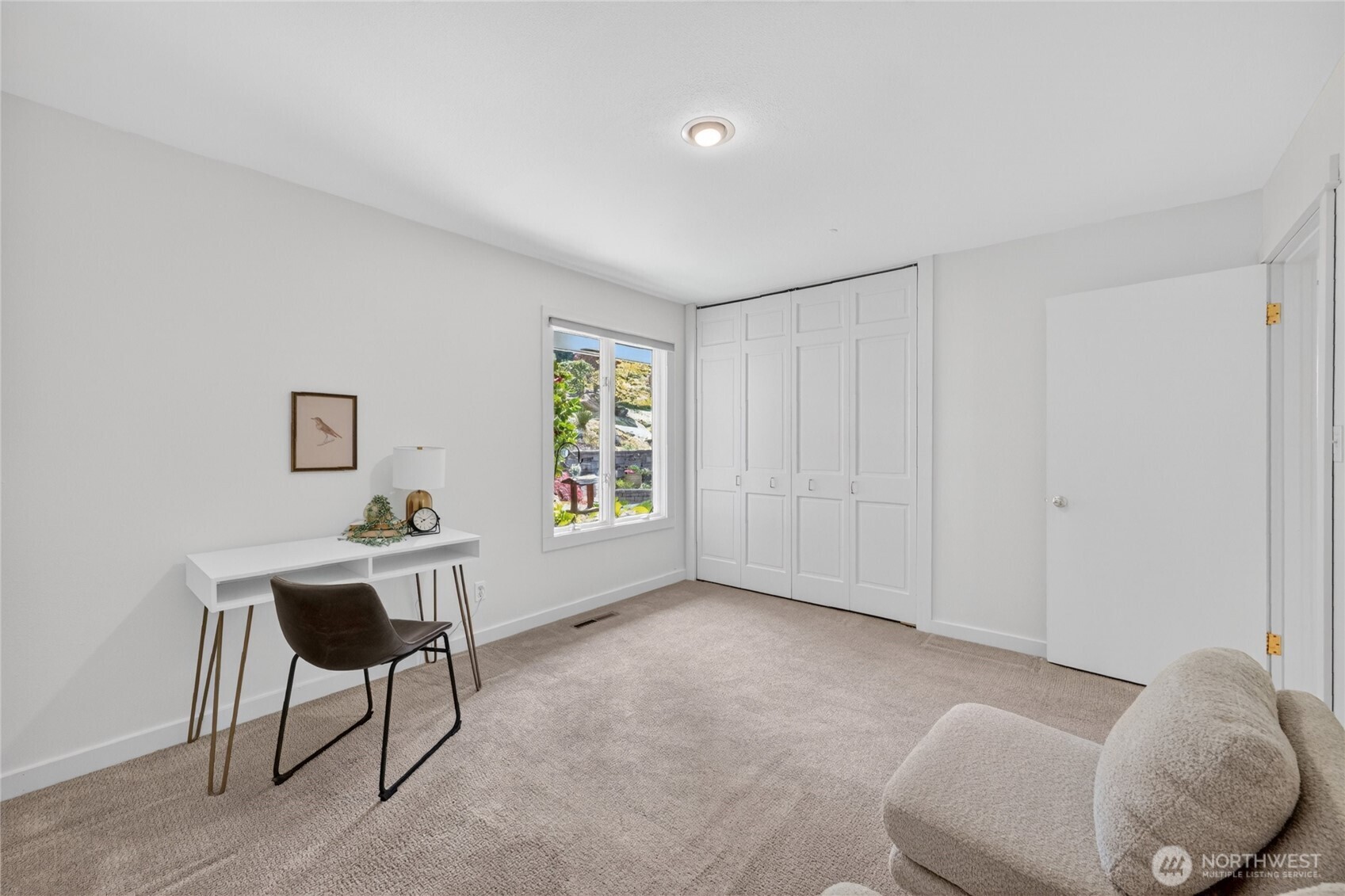 418 Briar Road , Bellingham, WA 98225