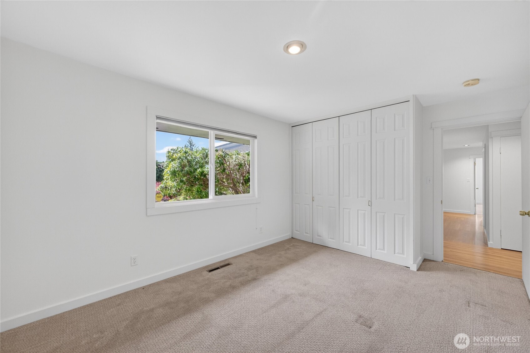 418 Briar Road , Bellingham, WA 98225
