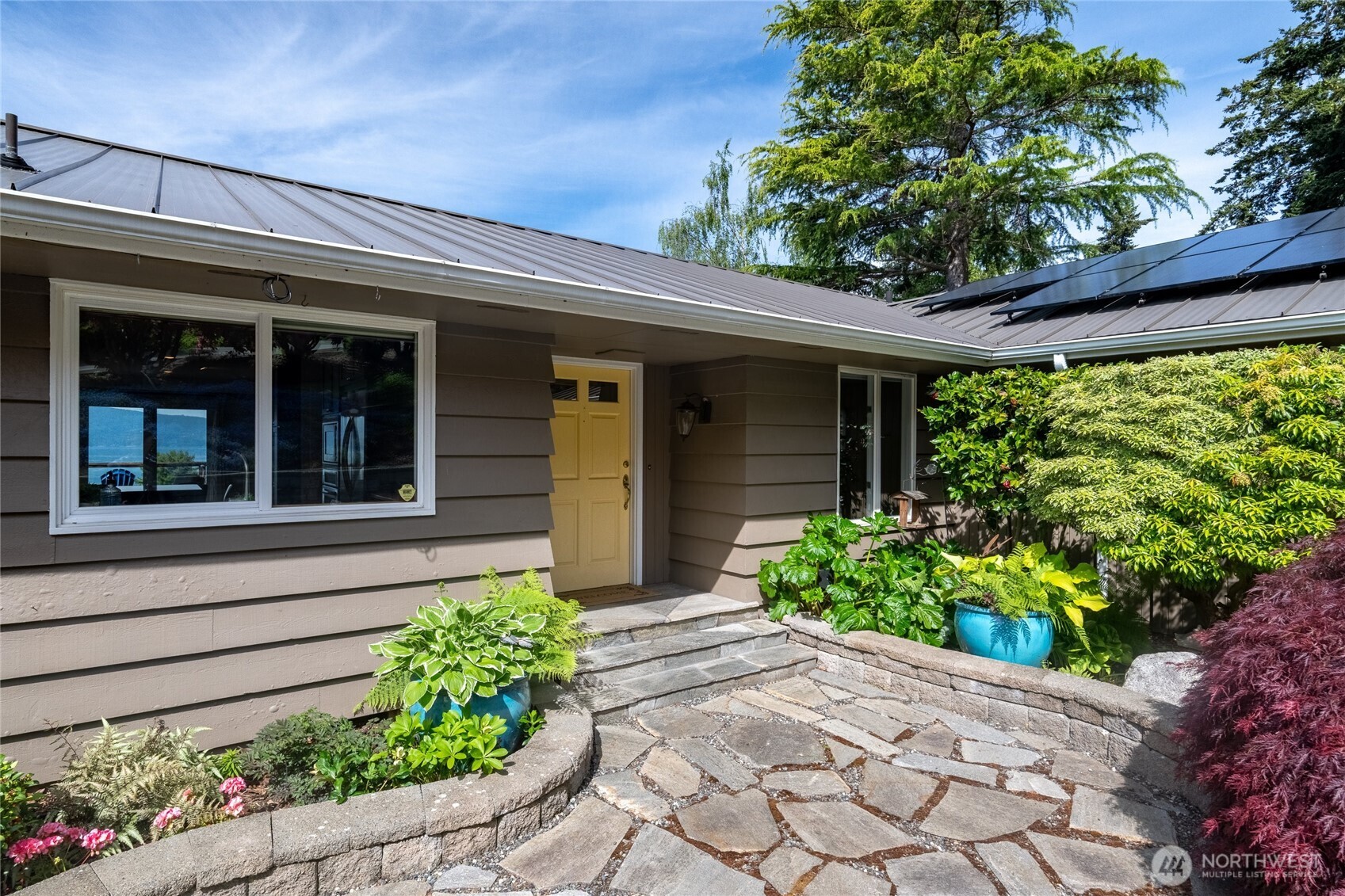 418 Briar Road , Bellingham, WA 98225