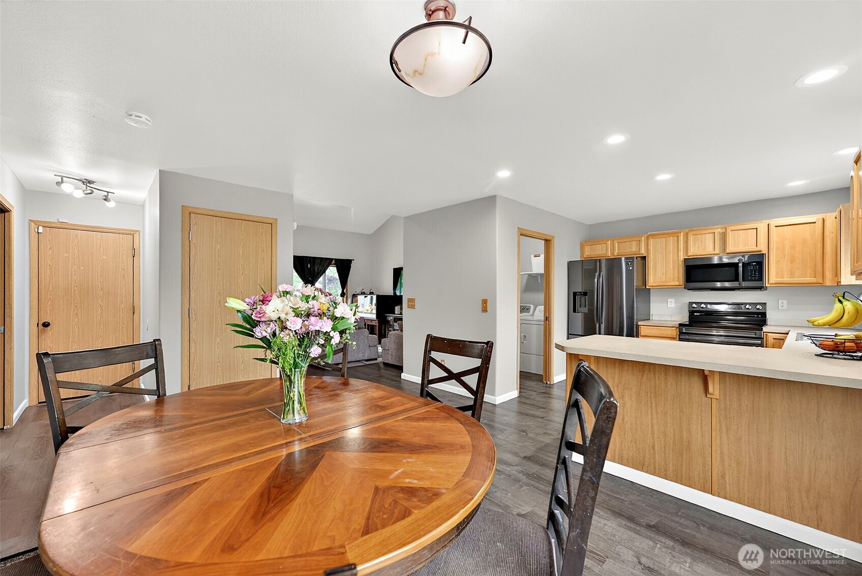 9997 Greenleaf Loop SE, Yelm, WA 98597