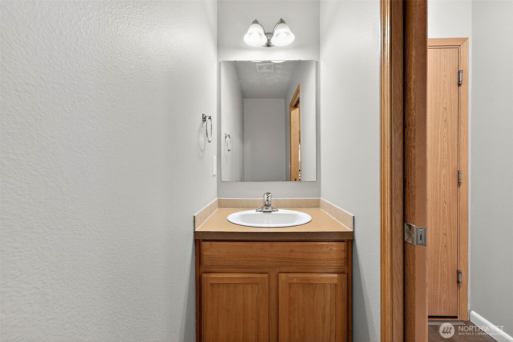 9997 Greenleaf Loop SE, Yelm, WA 98597