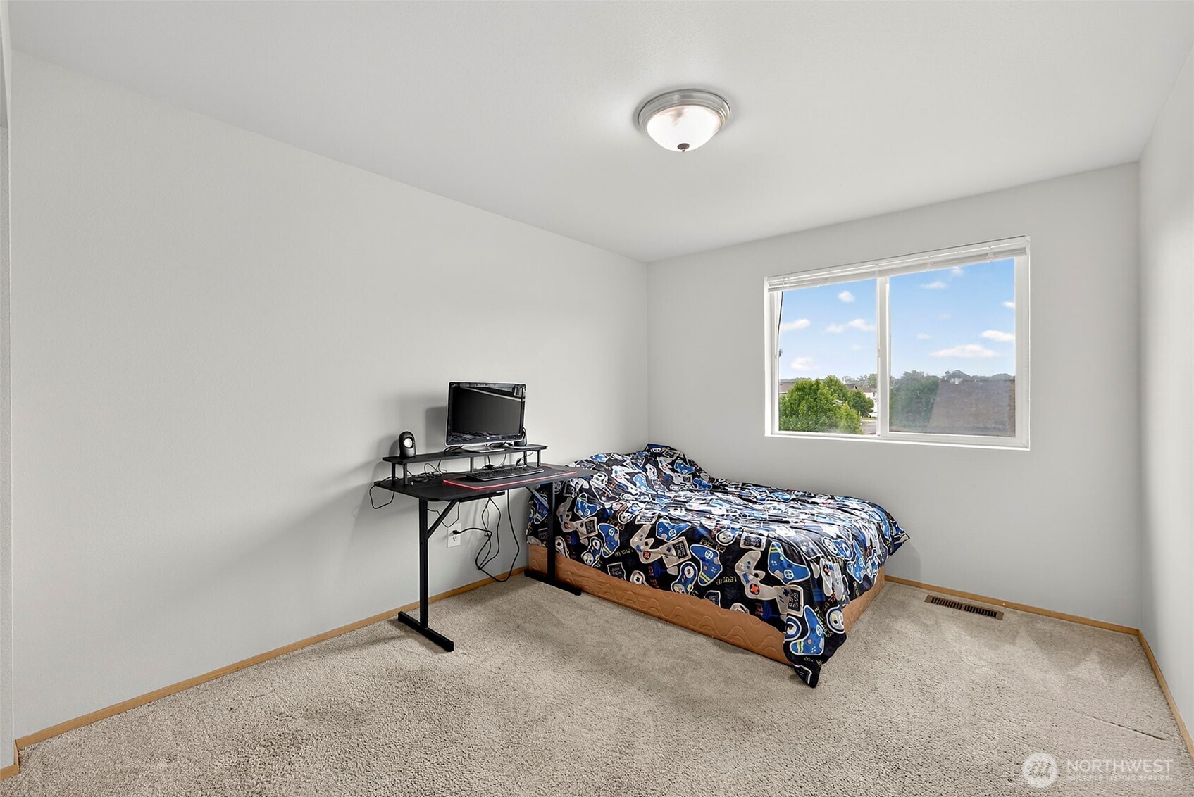 9997 Greenleaf Loop SE, Yelm, WA 98597