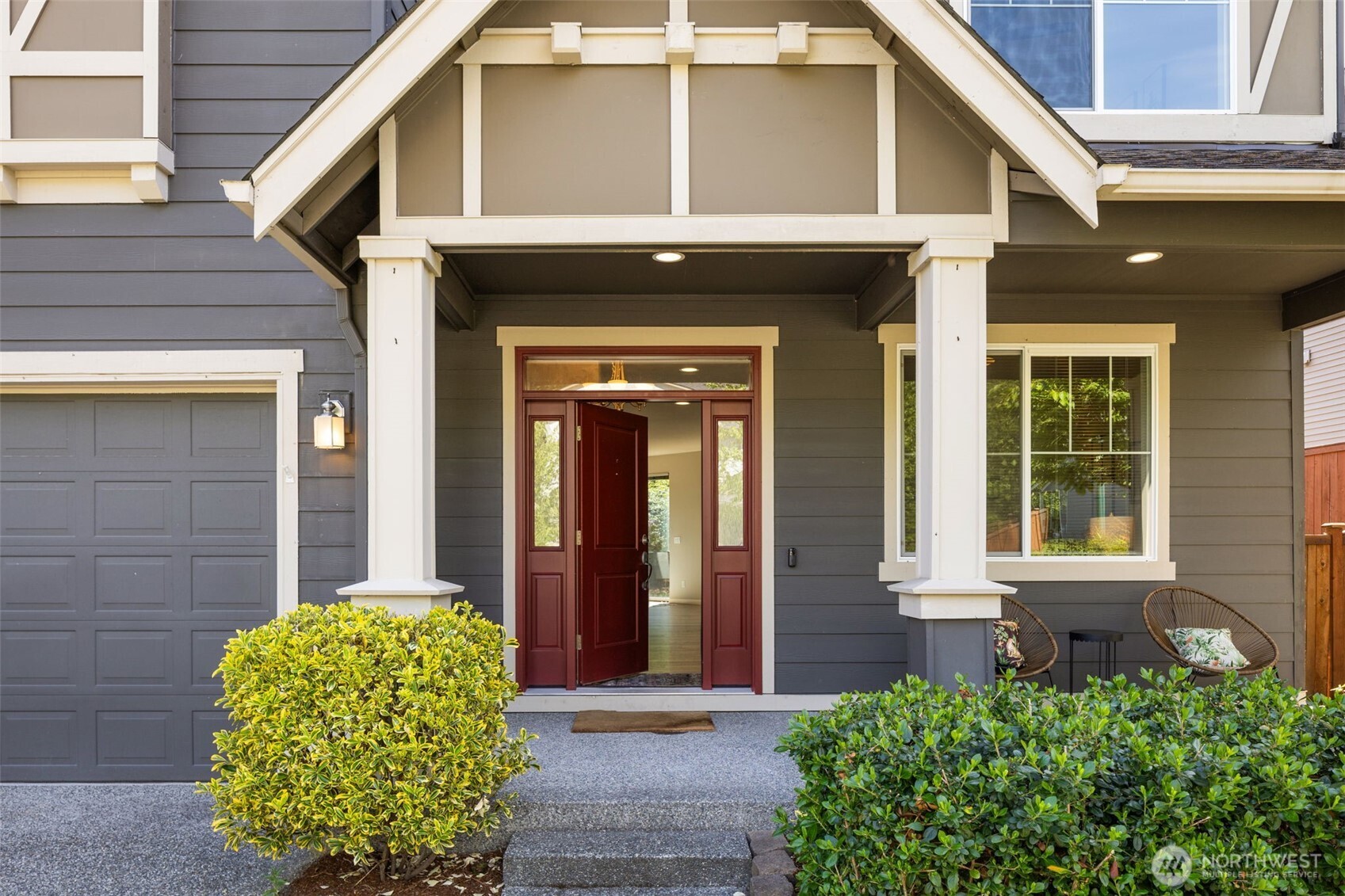 932 Clearwater Court , Mount Vernon, WA 98273