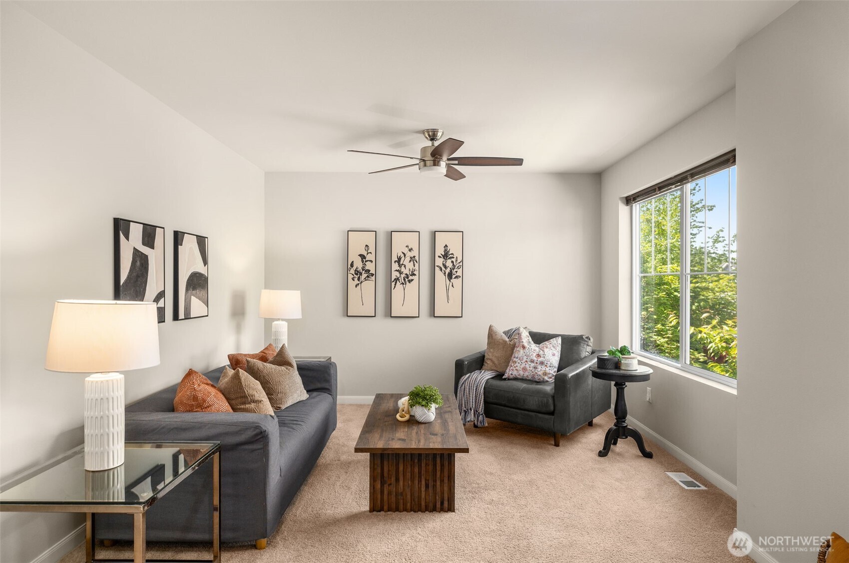 932 Clearwater Court , Mount Vernon, WA 98273