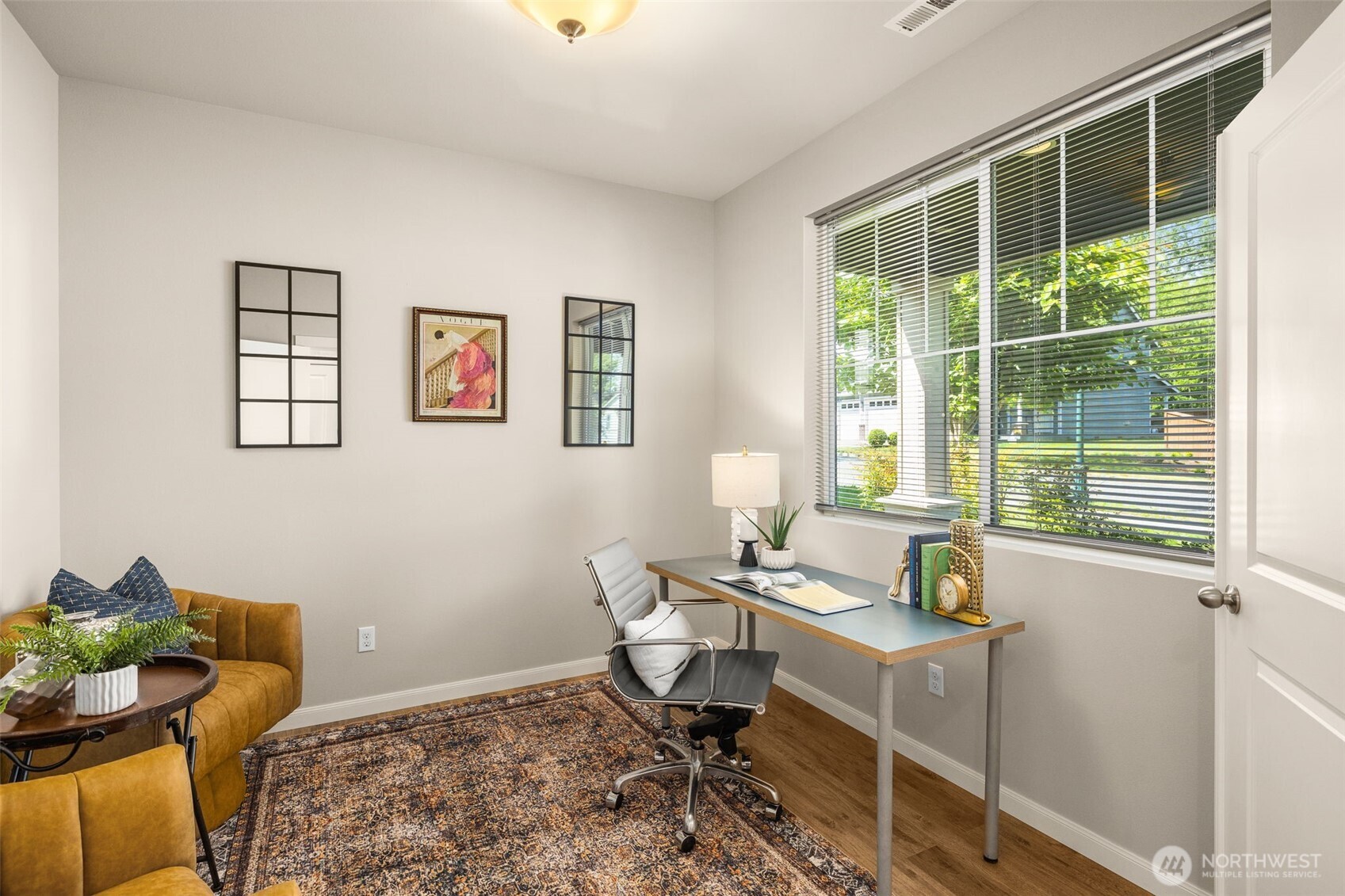 932 Clearwater Court , Mount Vernon, WA 98273