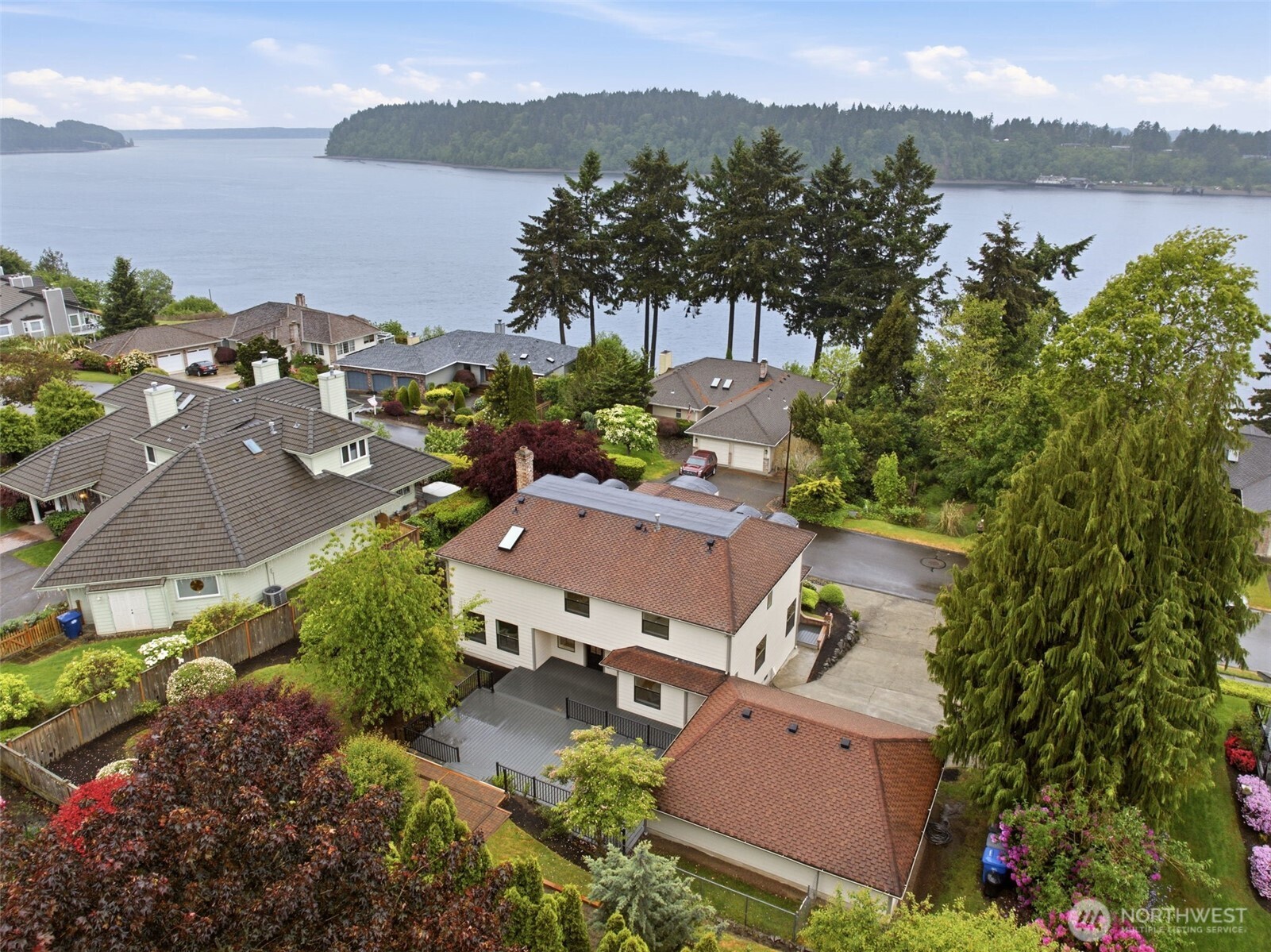 57 Chapman Loop , Steilacoom, WA 98388