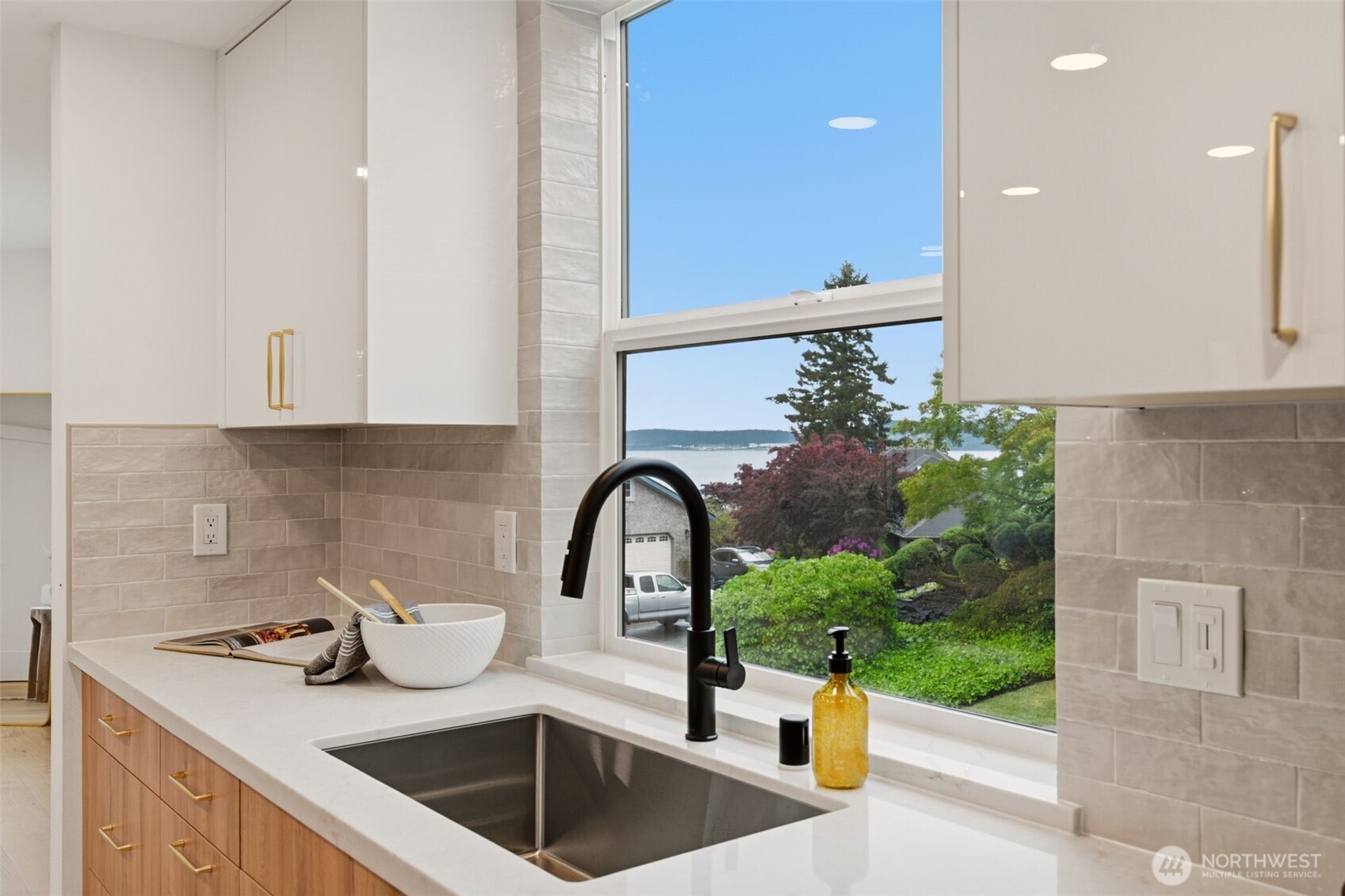 57 Chapman Loop , Steilacoom, WA 98388