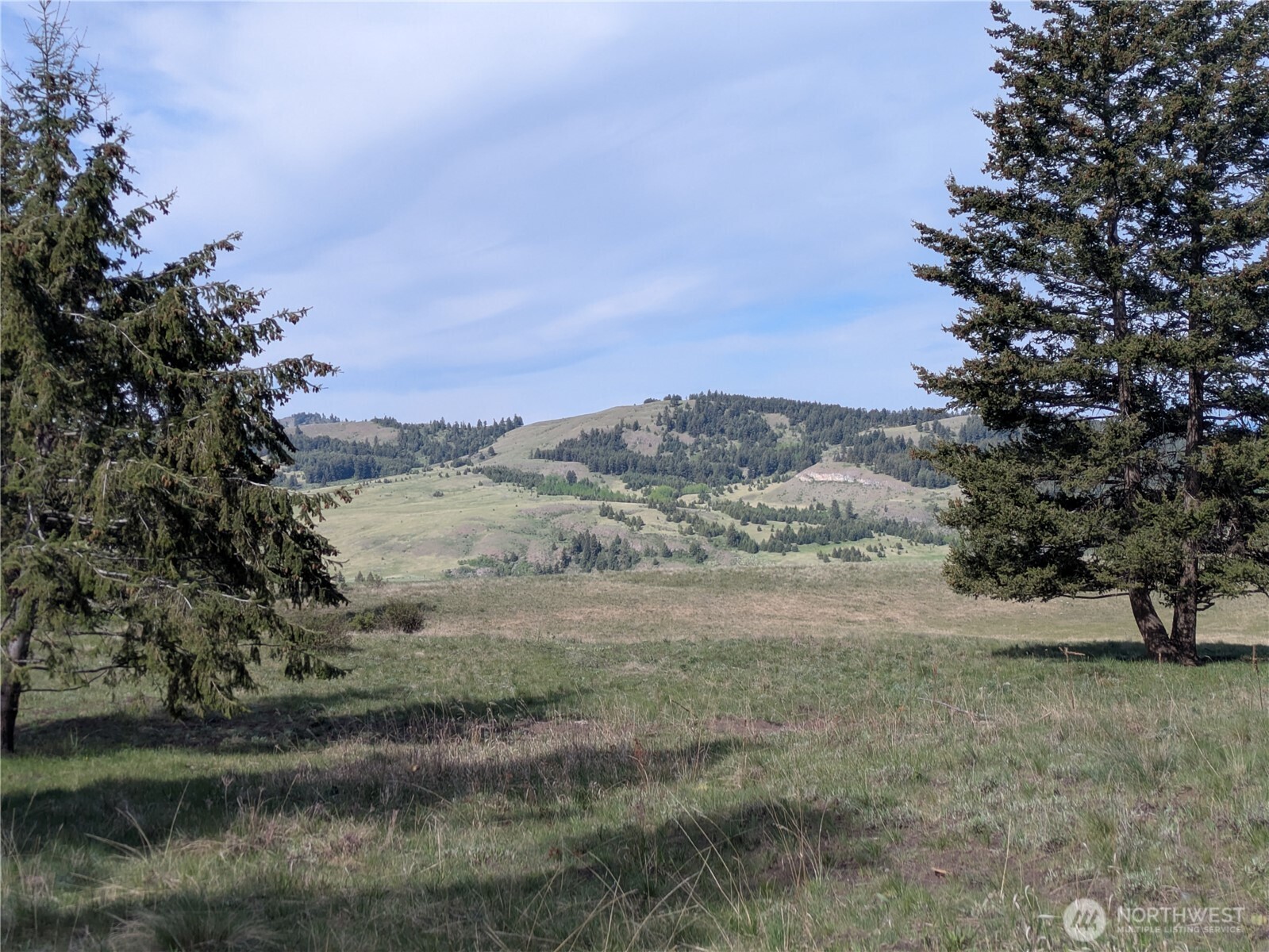 84 1/2 Pratt Road , Oroville, WA 98831