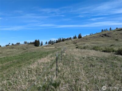 84 1/2 Pratt Road , Oroville, WA 98831 - Photo 10