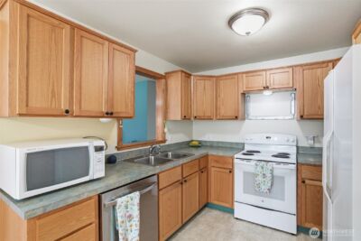 19106 NE Grinnell Road , Woodland, WA 98674 - Photo 17
