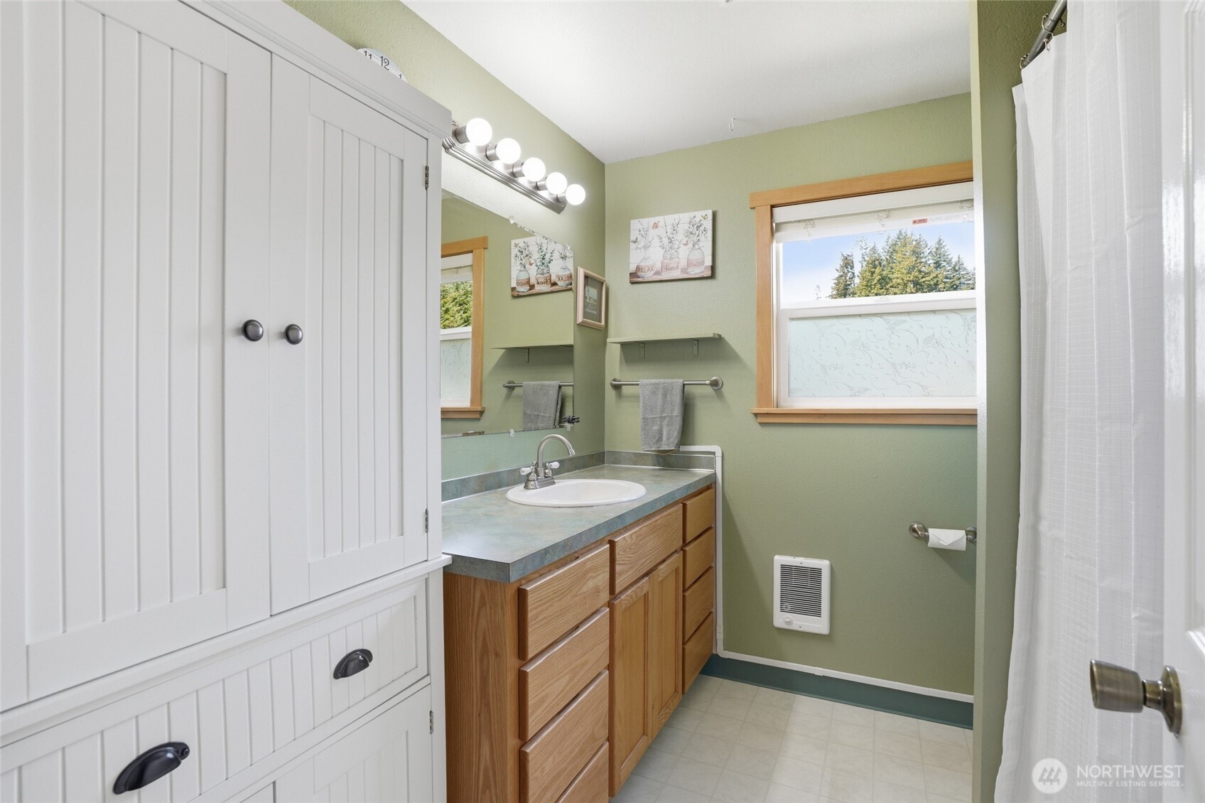 19106 NE Grinnell Road , Woodland, WA 98674