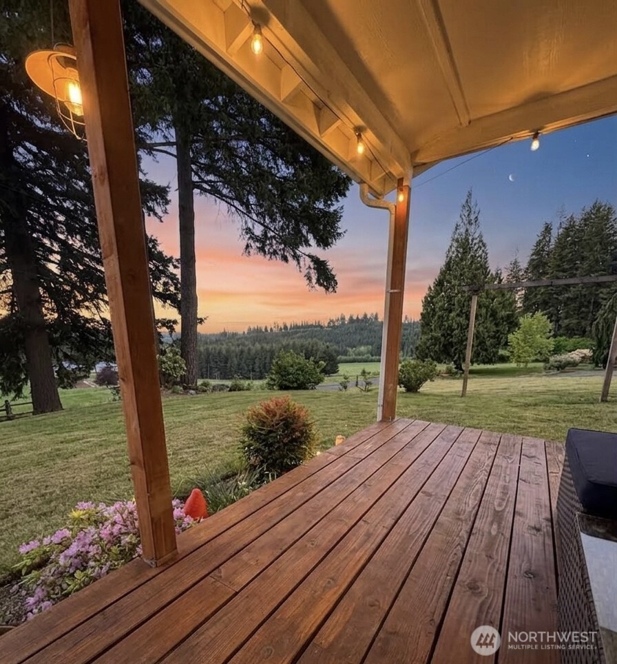 19106 NE Grinnell Road , Woodland, WA 98674