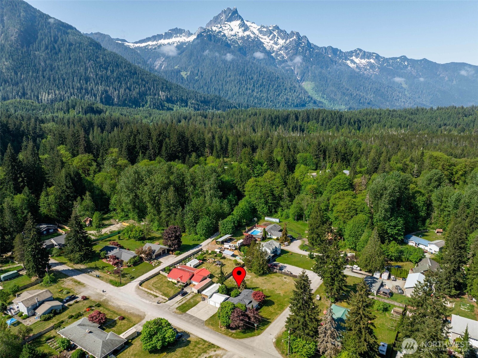 459 Commercial Avenue , Darrington, WA 98241